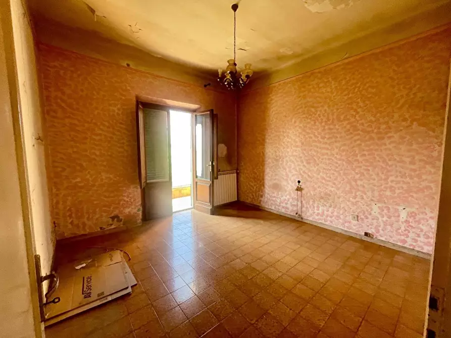 Immagine 12 di Villa in vendita  a Lucca