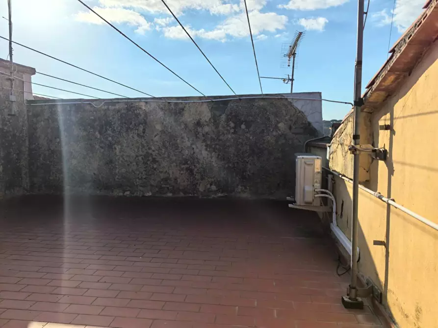 Immagine 31 di Appartamento in affitto  a Vicopisano