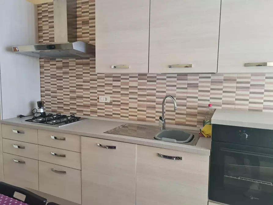 Immagine 4 di Appartamento in affitto  a Camaiore