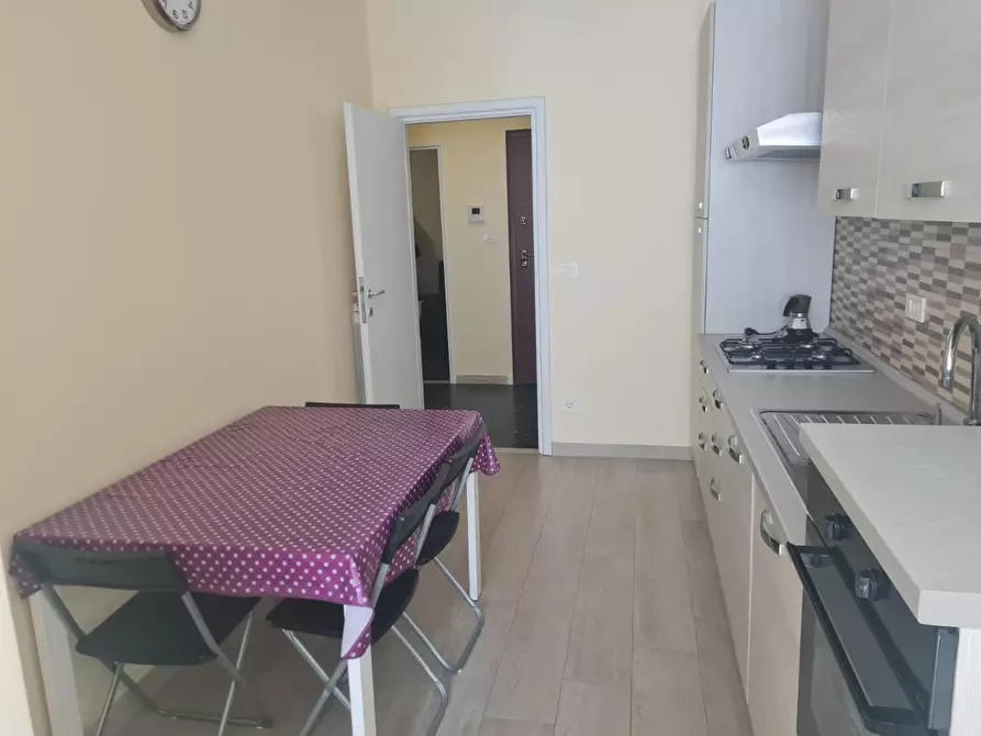 Immagine 3 di Appartamento in affitto  a Camaiore