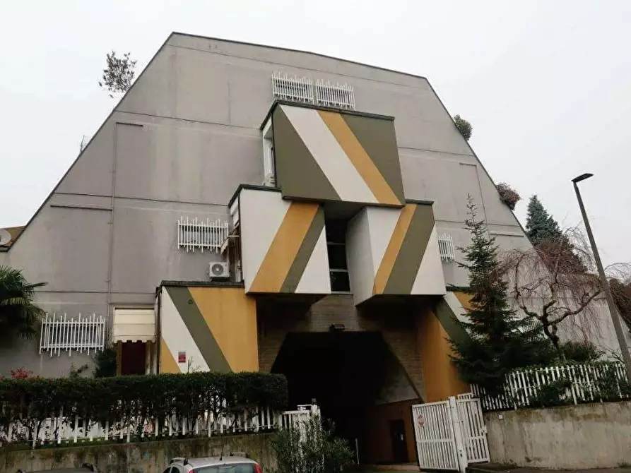 Immagine 2 di Appartamento in vendita  a Rho