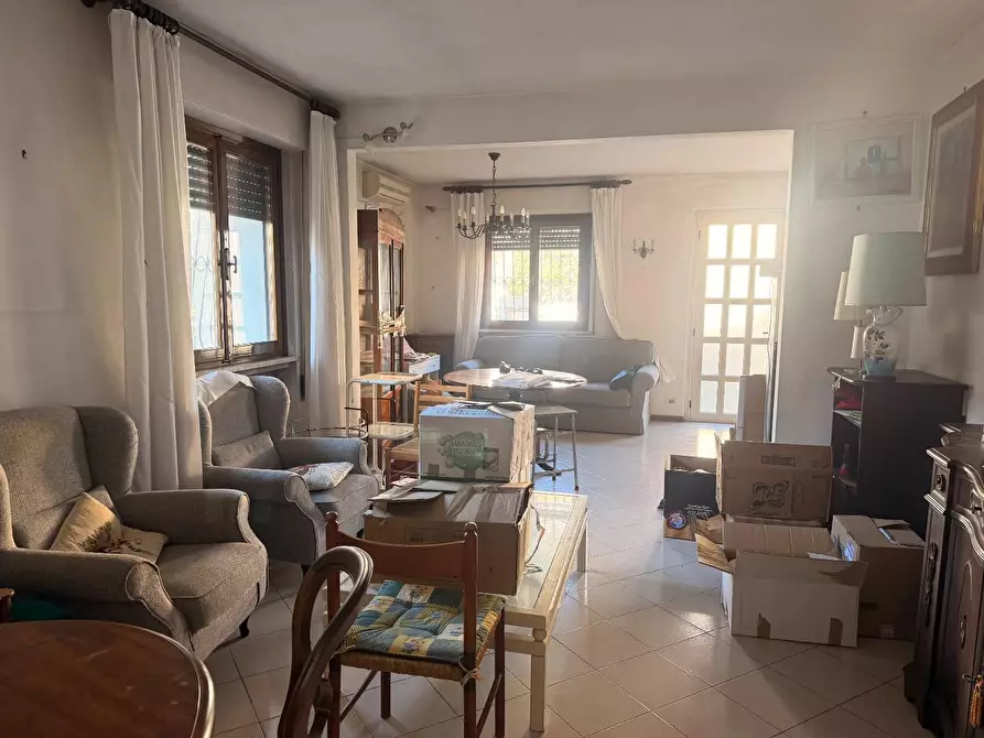 Immagine 3 di Casa bifamiliare in vendita  a Viareggio