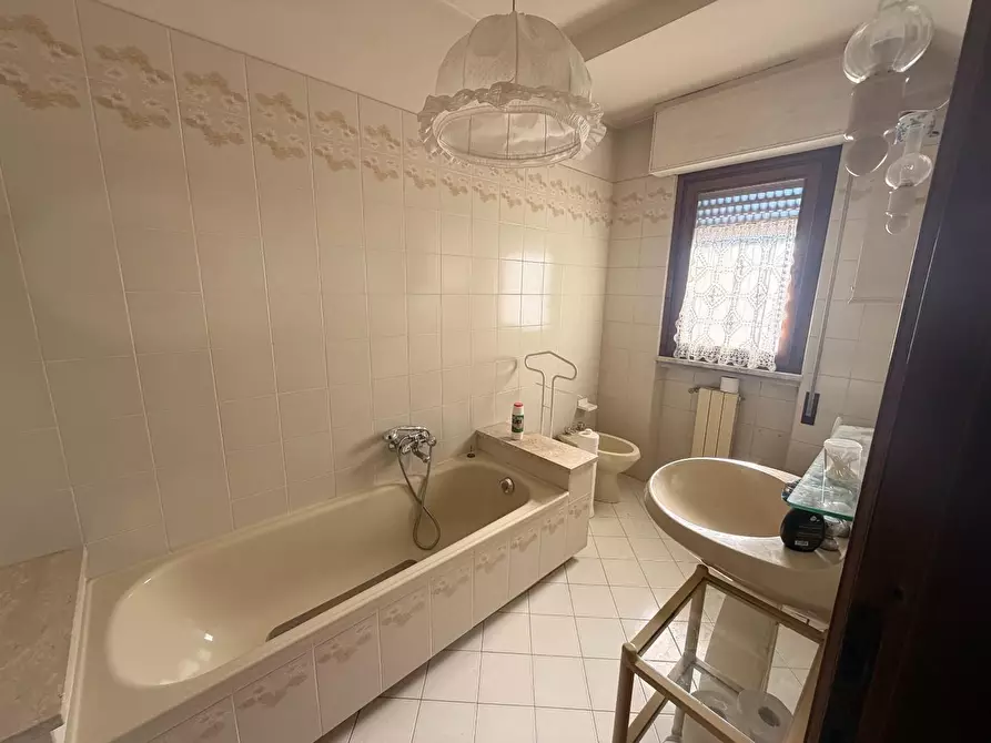 Immagine 10 di Casa bifamiliare in vendita  a Viareggio