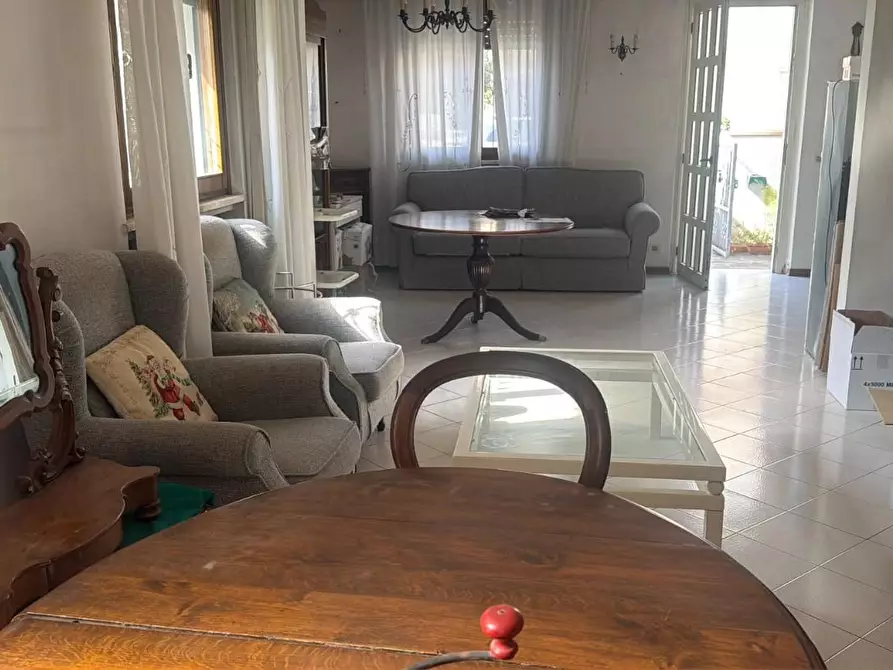 Immagine 20 di Casa bifamiliare in vendita  a Viareggio