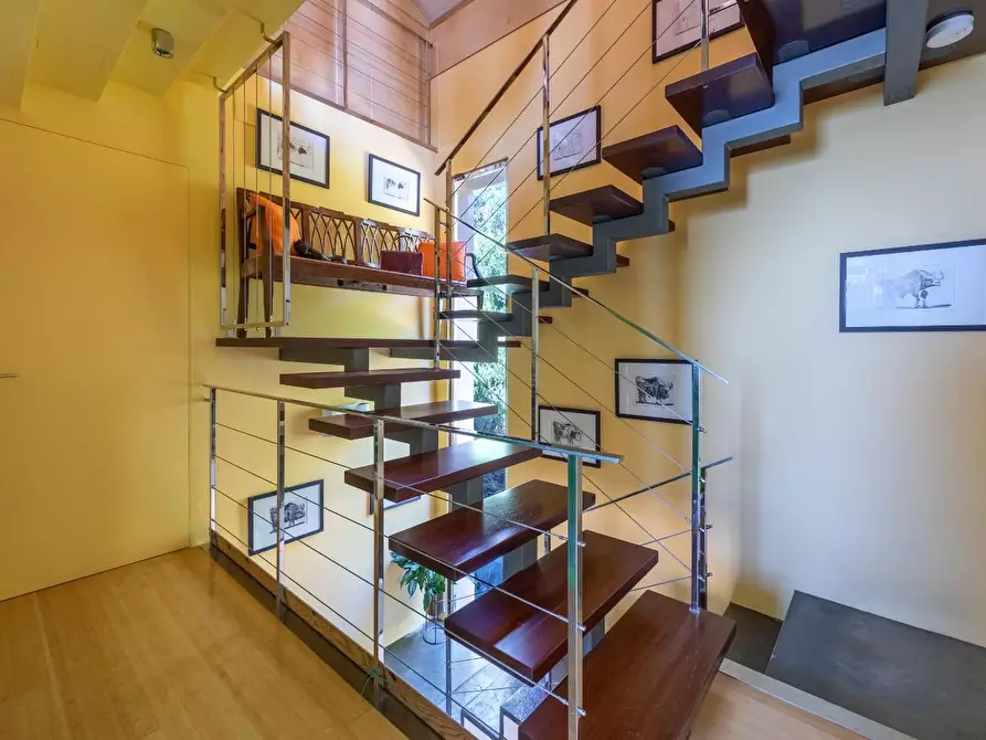 Immagine 66 di Villa in vendita  a Massarosa