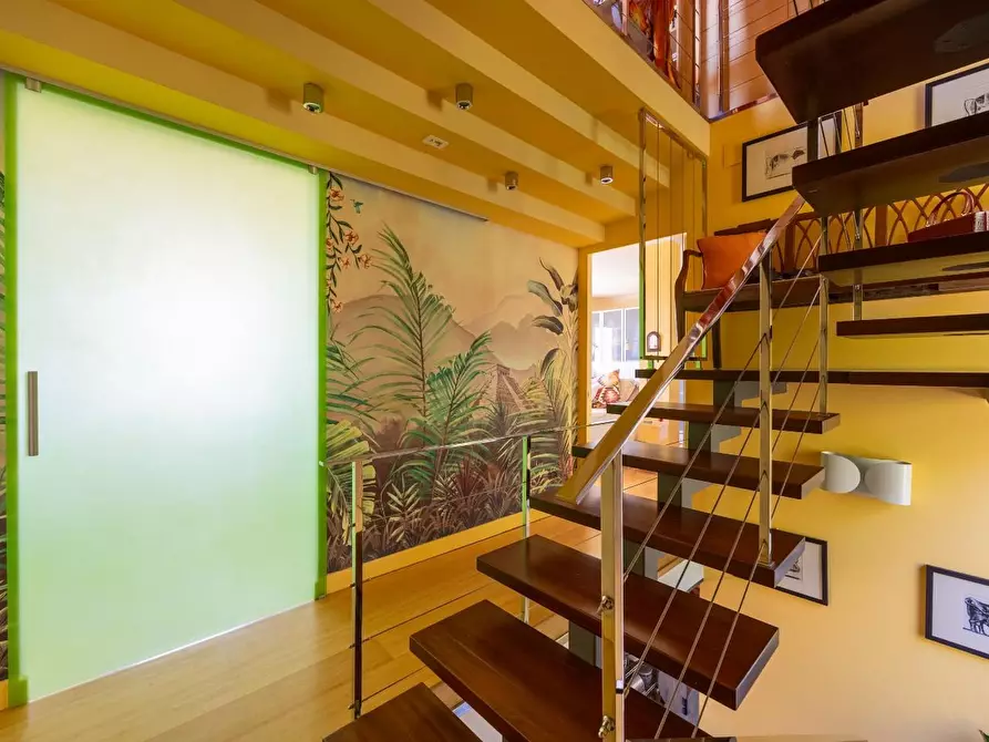 Immagine 54 di Villa in vendita  a Massarosa