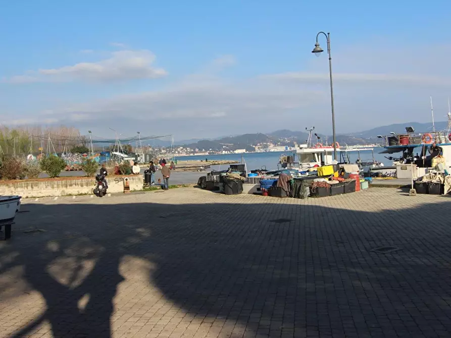 Immagine 12 di Appartamento in vendita  a La Spezia