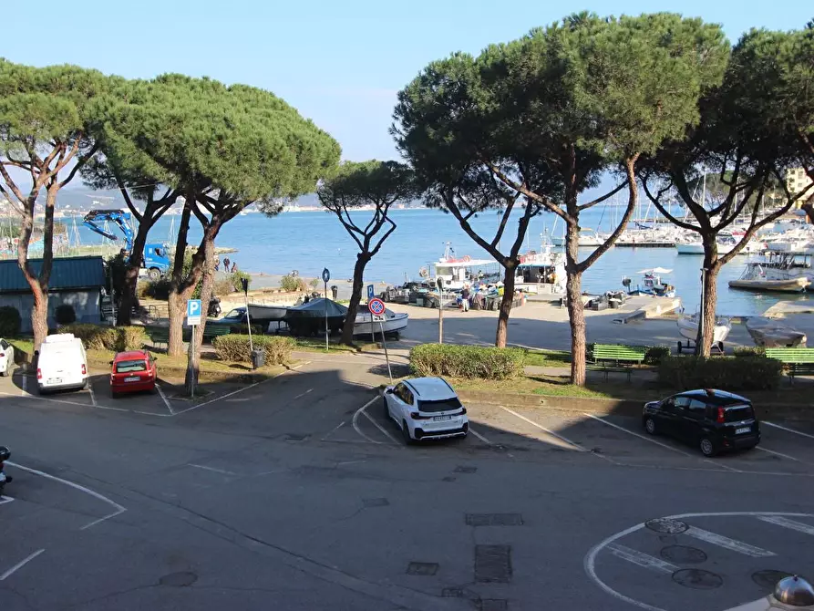 Immagine 1 di Appartamento in vendita  a La Spezia