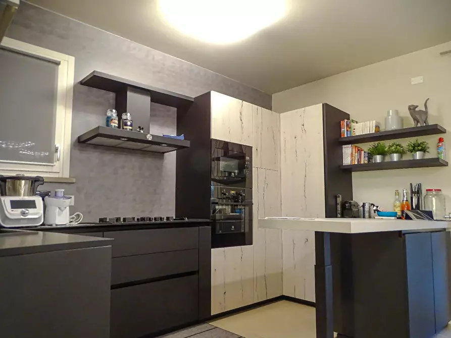 Immagine 11 di Casa bifamiliare in vendita  a San Miniato