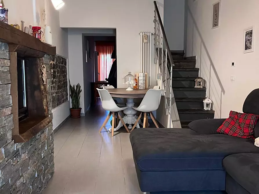 Immagine 1 di Terratetto in vendita  a Vecchiano