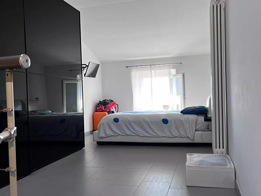 Immagine 21 di Terratetto in vendita  a Vecchiano