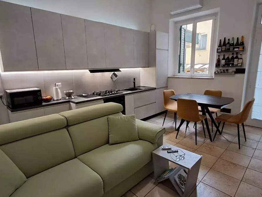 Immagine 3 di Appartamento in vendita  a Cecina