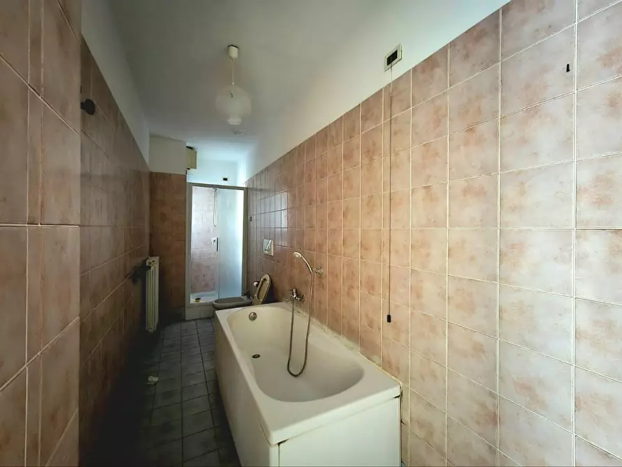 Immagine 13 di Appartamento in vendita  a Capannori