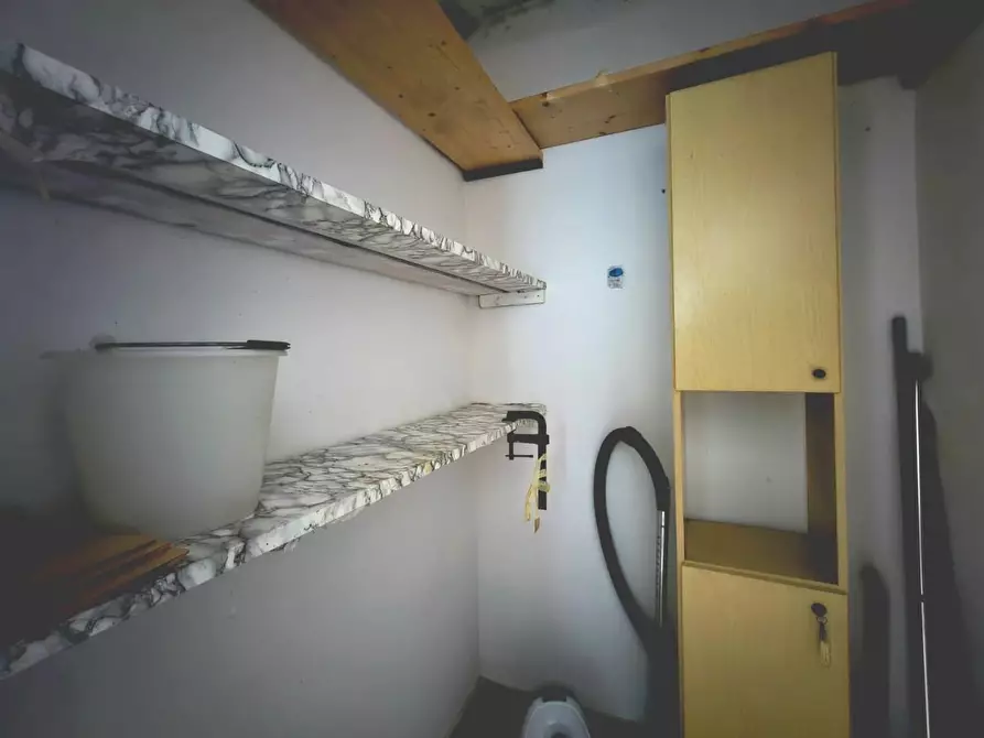 Immagine 15 di Appartamento in vendita  a Capannori