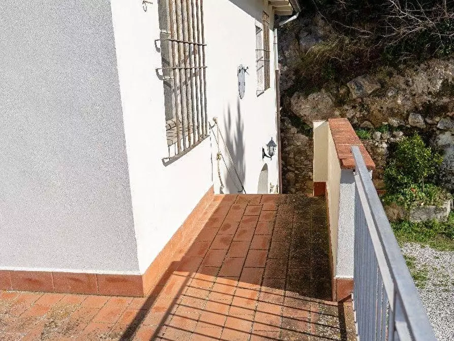 Immagine 25 di Villa in vendita  a Rosignano Marittimo