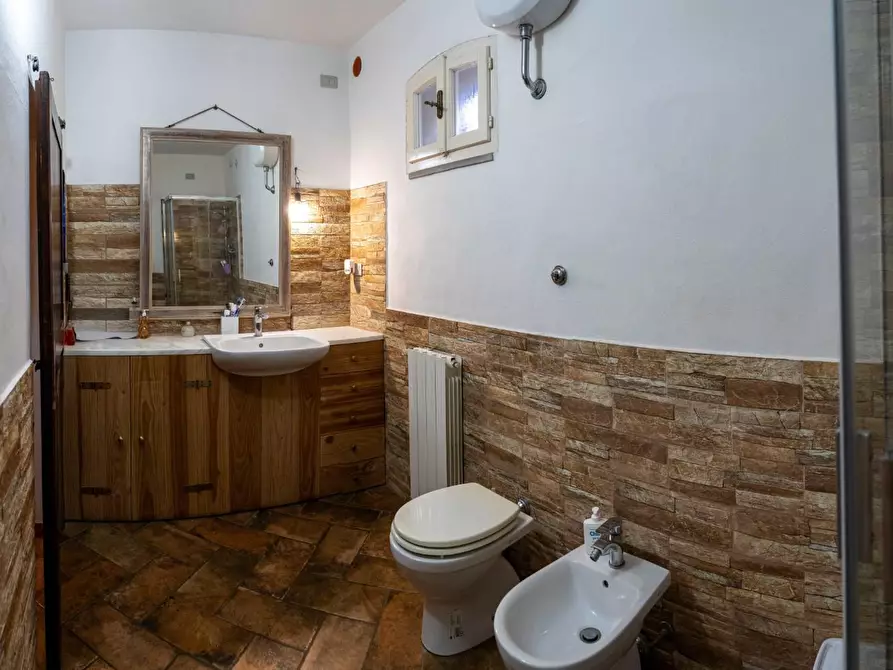 Immagine 20 di Villa in vendita  a Rosignano Marittimo