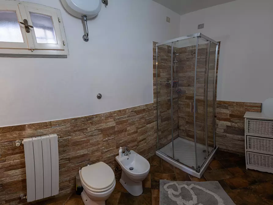 Immagine 19 di Villa in vendita  a Rosignano Marittimo