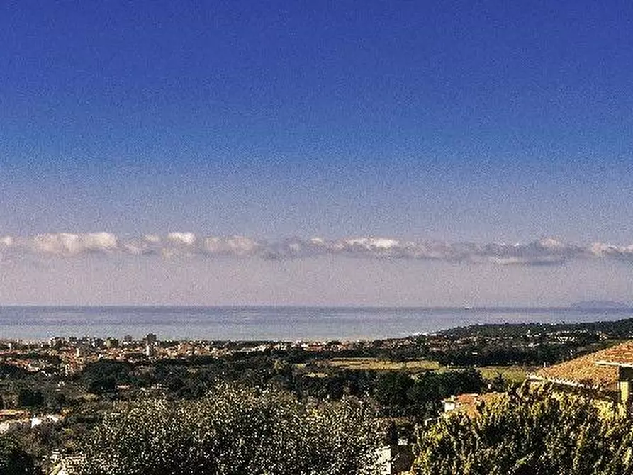 Immagine 45 di Villa in vendita  a Rosignano Marittimo