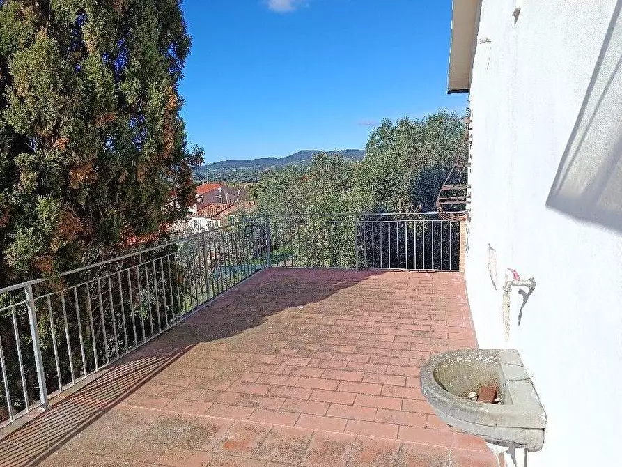 Immagine 22 di Villa in vendita  a Rosignano Marittimo