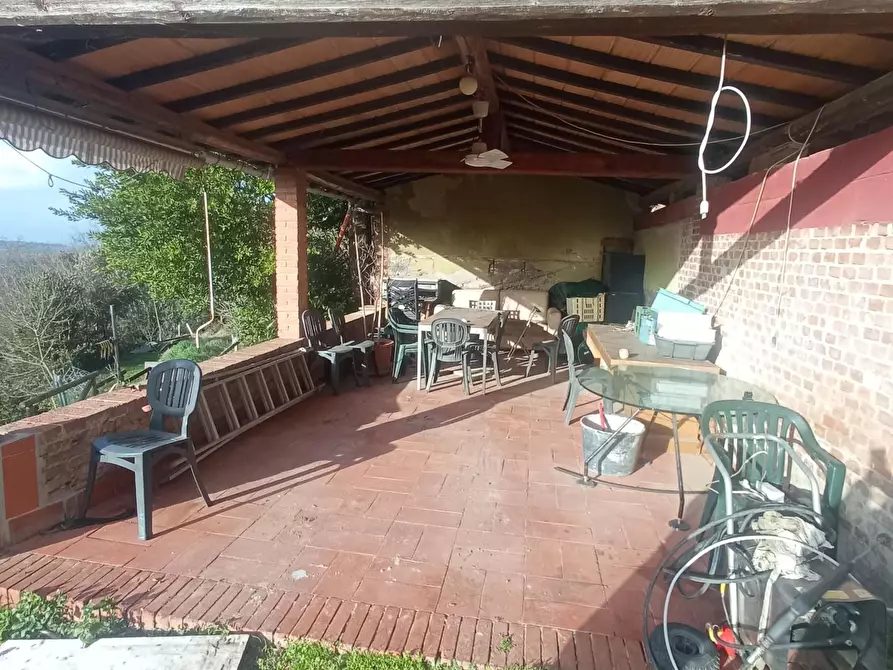 Immagine 19 di Porzione di casa in vendita  a Palaia