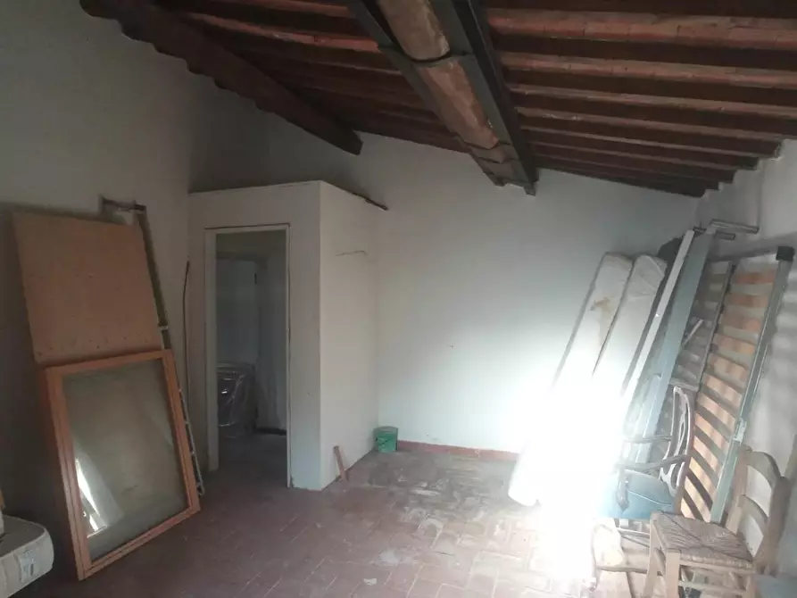 Immagine 13 di Porzione di casa in vendita  a Palaia