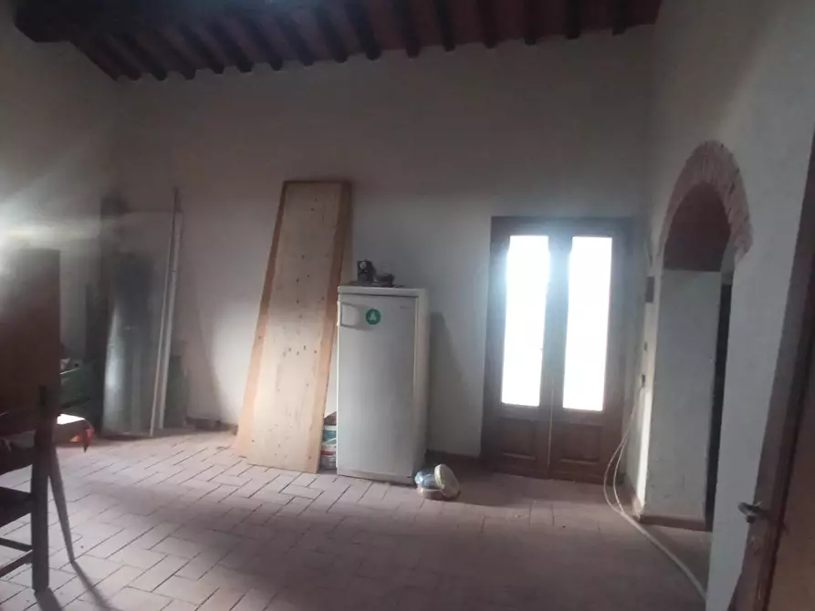 Immagine 11 di Porzione di casa in vendita  a Palaia