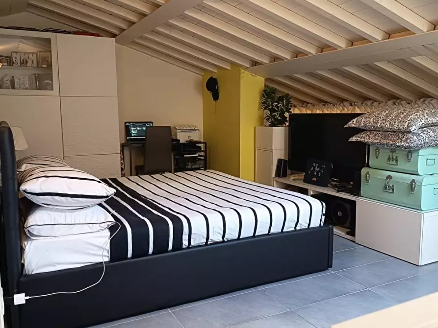 Immagine 6 di Appartamento in vendita  a Cascina