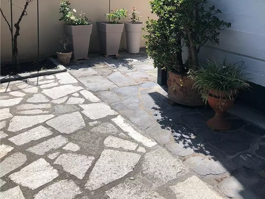 Immagine 14 di Appartamento in vendita  a Carrara