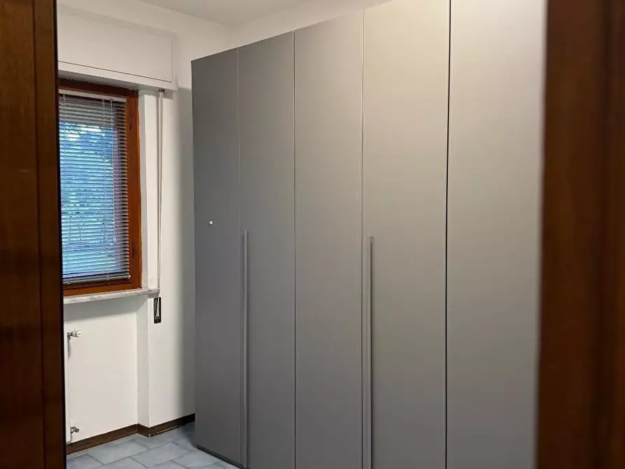 Immagine 11 di Appartamento in vendita  a Carrara