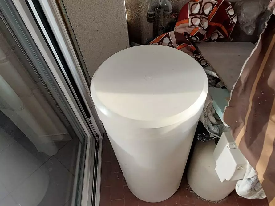 Immagine 9 di Appartamento in vendita  a Empoli