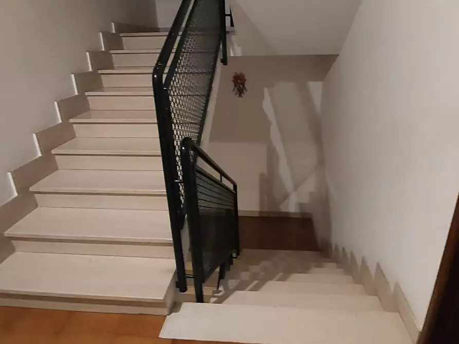 Immagine 26 di Appartamento in vendita  a Empoli