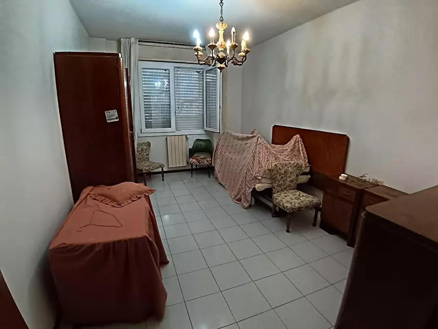 Immagine 16 di Appartamento in vendita  a Empoli