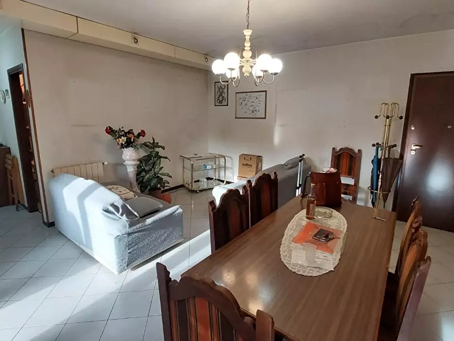 Immagine 2 di Appartamento in vendita  a Empoli