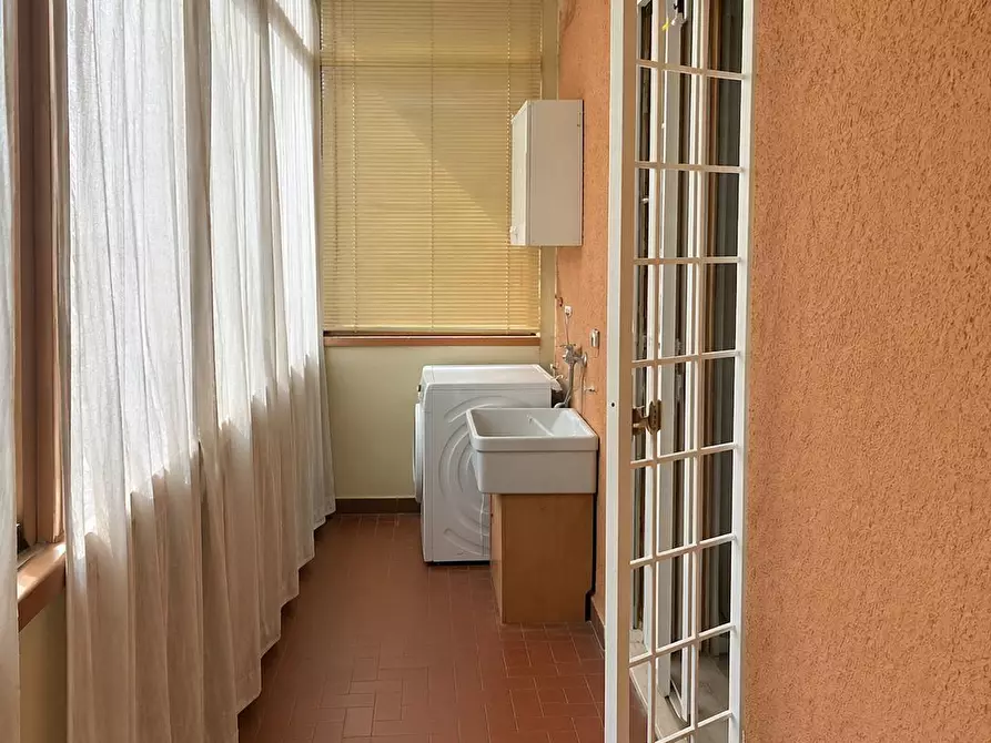 Immagine 9 di Appartamento in vendita  a Pisa