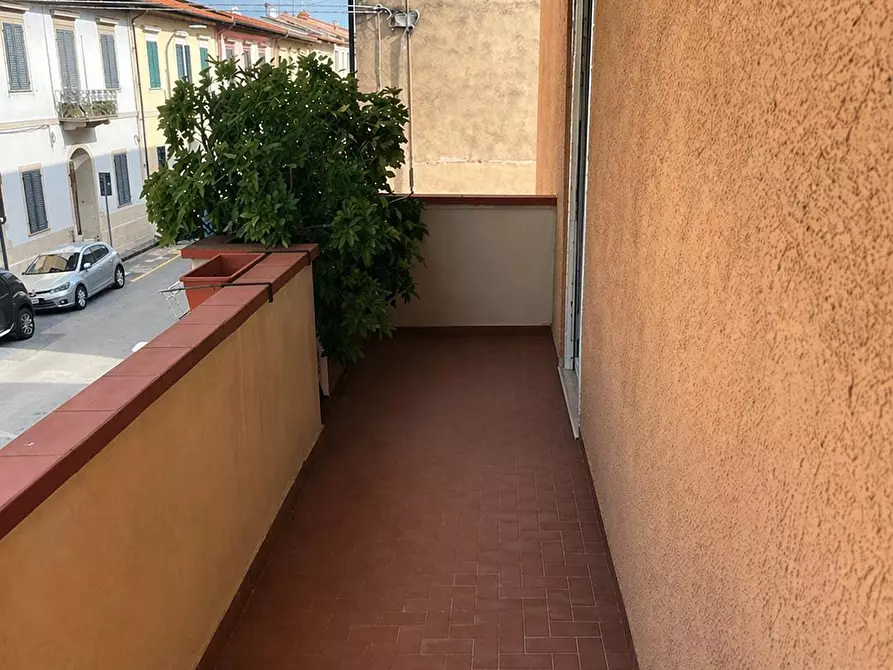 Immagine 5 di Appartamento in vendita  a Pisa