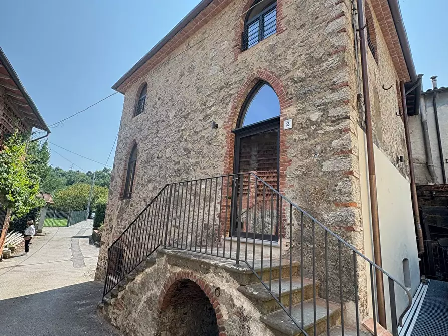 Immagine 17 di Terratetto in vendita  a Borgo A Mozzano