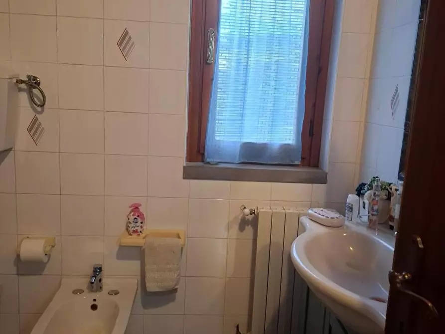 Immagine 14 di Casa colonica in vendita  a Gambassi Terme