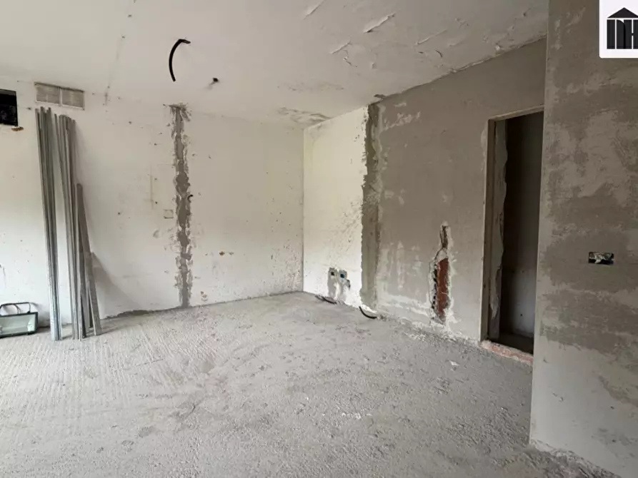 Immagine 6 di Appartamento in vendita  a Santa Croce Sull'arno