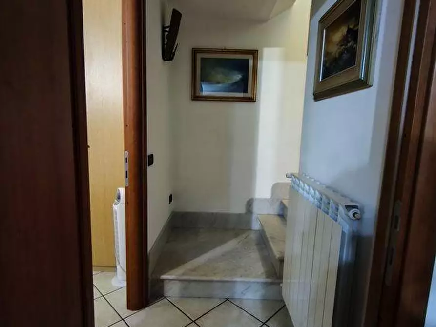 Immagine 17 di Casa semindipendente in vendita  a Castelnuovo Magra