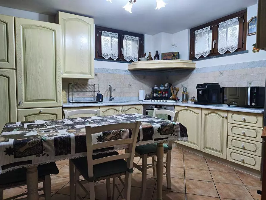 Immagine 22 di Casa semindipendente in vendita  a Castelnuovo Magra