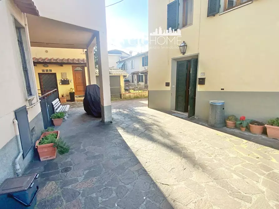 Immagine 19 di Terratetto in vendita  a Poggio A Caiano