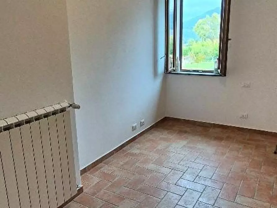 Immagine 25 di Terratetto in vendita  a San Giuliano Terme