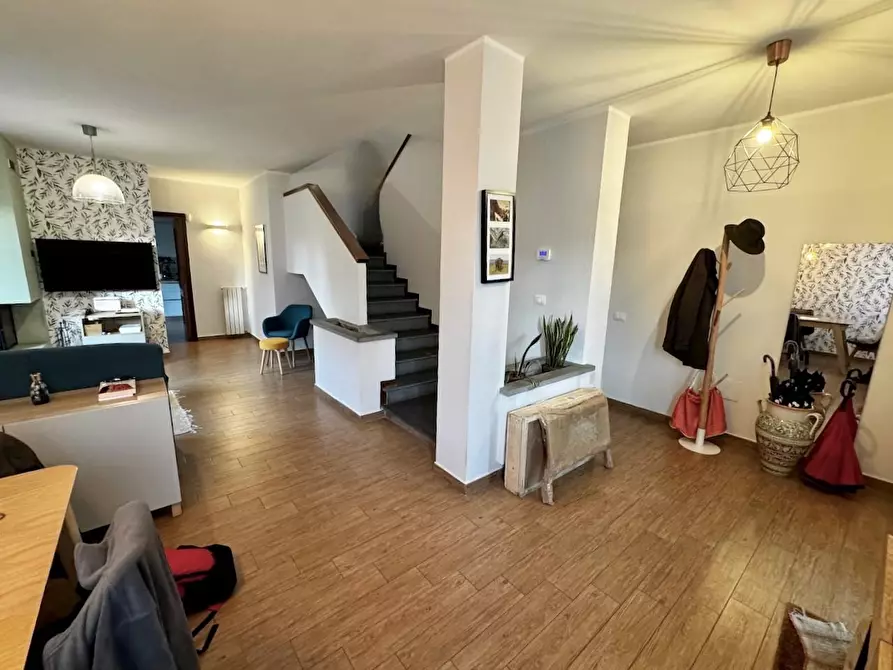 Immagine 11 di Villetta a schiera in vendita  a Pisa