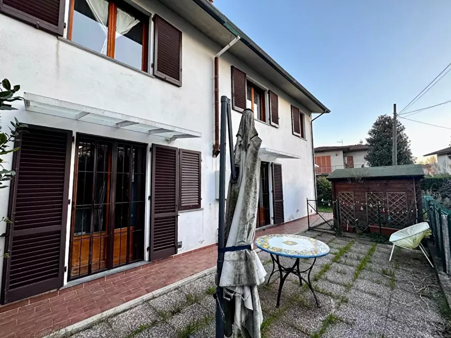 Immagine 3 di Villetta a schiera in vendita  a Pisa