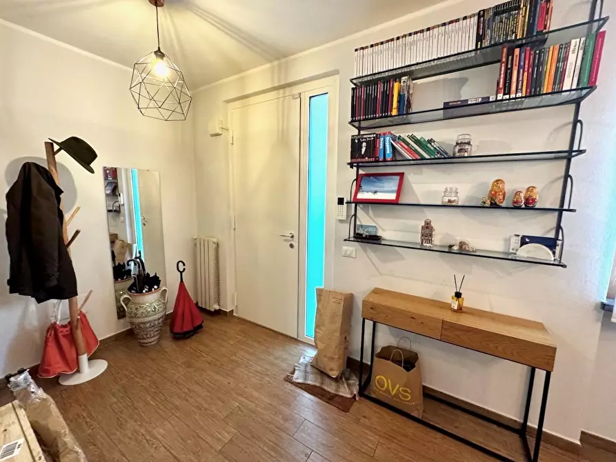 Immagine 26 di Villetta a schiera in vendita  a Pisa