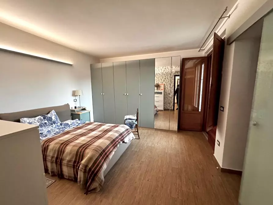 Immagine 34 di Villetta a schiera in vendita  a Pisa