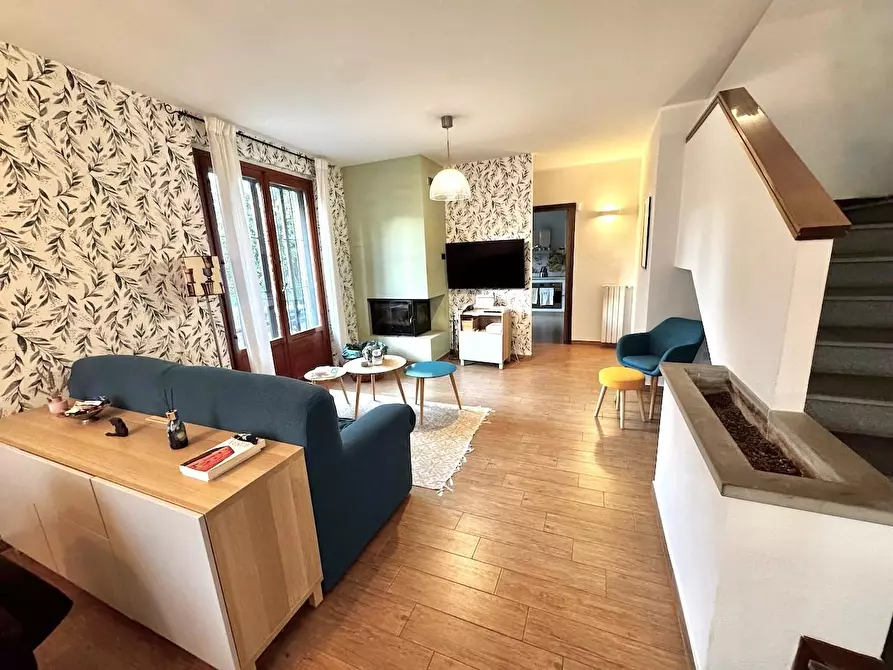 Immagine 12 di Villetta a schiera in vendita  a Pisa