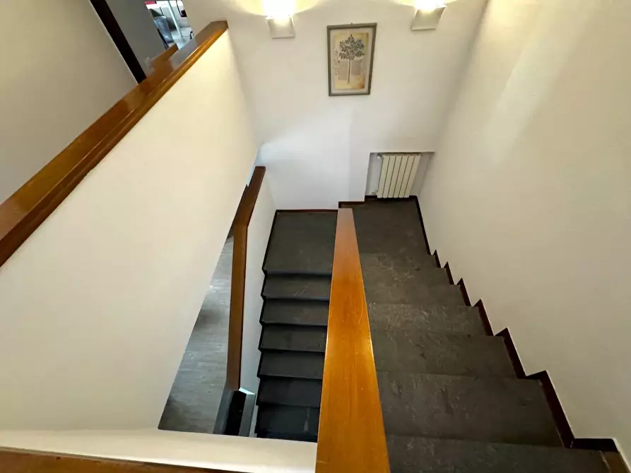 Immagine 31 di Villetta a schiera in vendita  a Pisa