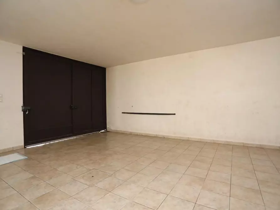 Immagine 39 di Villa in vendita  a Calimera