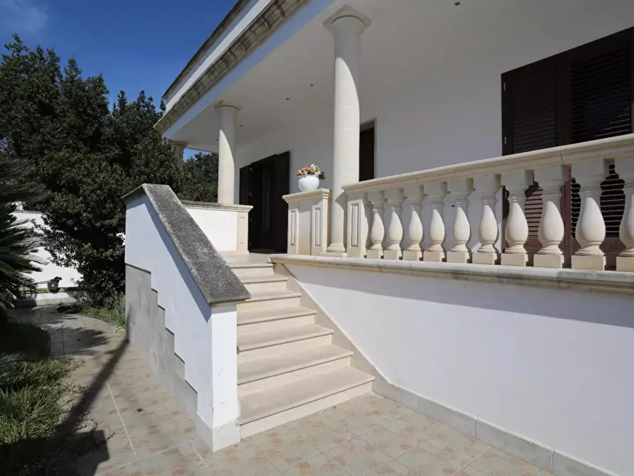 Immagine 46 di Villa in vendita  a Calimera